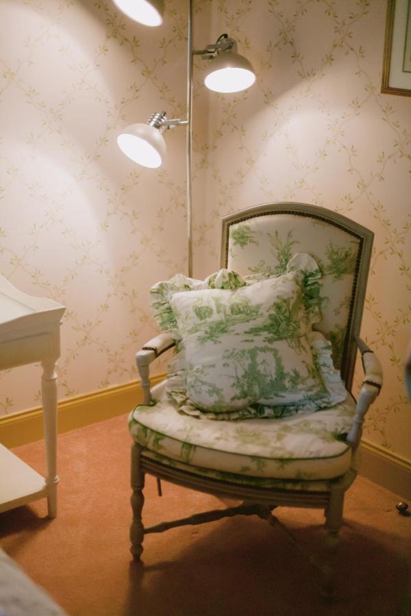 Hotel Chateau De Varenne